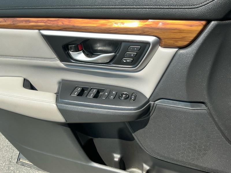 used 2019 Honda CR-V car, priced at $24,995