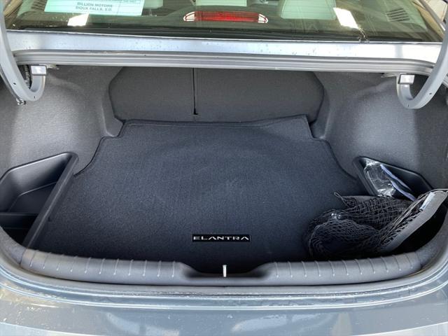 new 2025 Hyundai Elantra car, priced at $30,914
