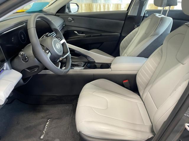 new 2025 Hyundai Elantra car, priced at $30,914