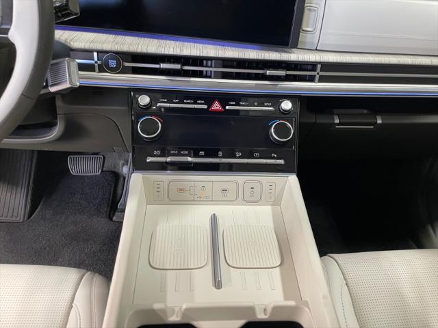 new 2025 Hyundai Santa Fe car, priced at $48,929