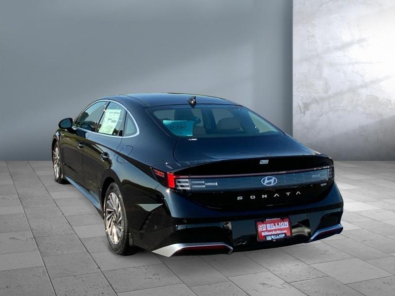 new 2025 Hyundai Sonata Hybrid car, priced at $39,924