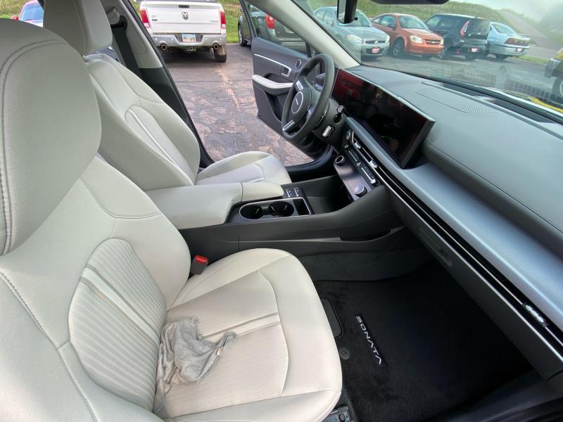 new 2025 Hyundai Sonata car, priced at $30,304