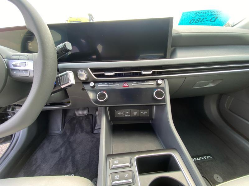 new 2025 Hyundai Sonata car, priced at $30,304