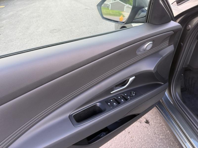 new 2025 Hyundai Elantra car, priced at $27,139