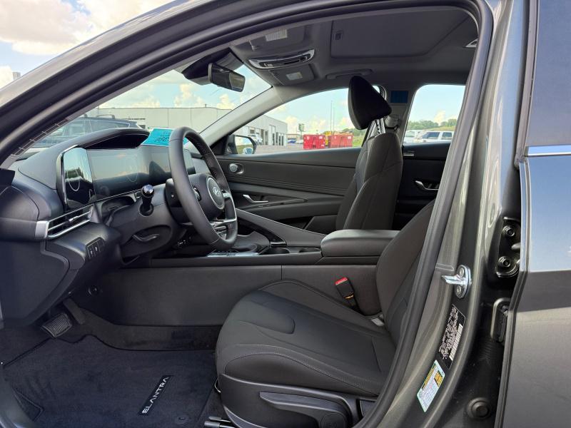 new 2025 Hyundai Elantra car, priced at $27,139