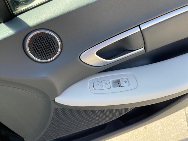new 2025 Hyundai Sonata Hybrid car, priced at $33,439