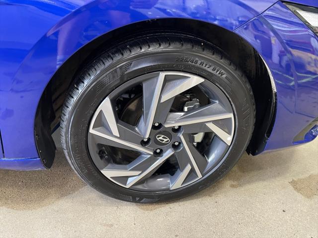 new 2025 Hyundai Elantra car, priced at $26,679
