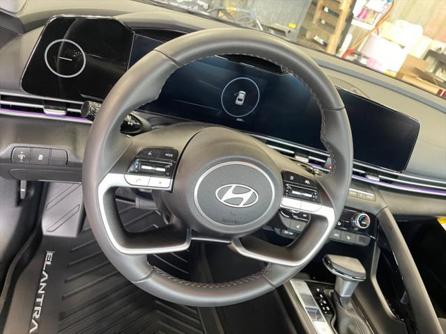 new 2025 Hyundai Elantra car, priced at $26,679