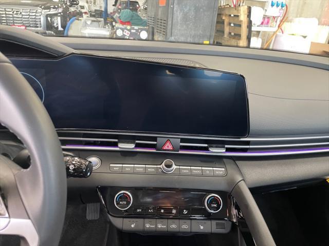 new 2025 Hyundai Elantra car, priced at $26,679