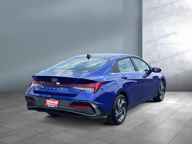 new 2025 Hyundai Elantra car, priced at $26,679