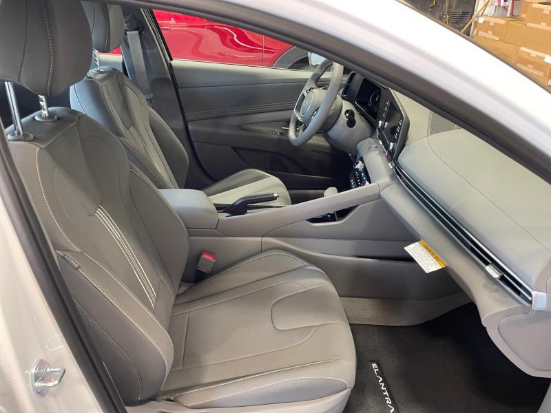 new 2025 Hyundai Elantra car, priced at $26,004