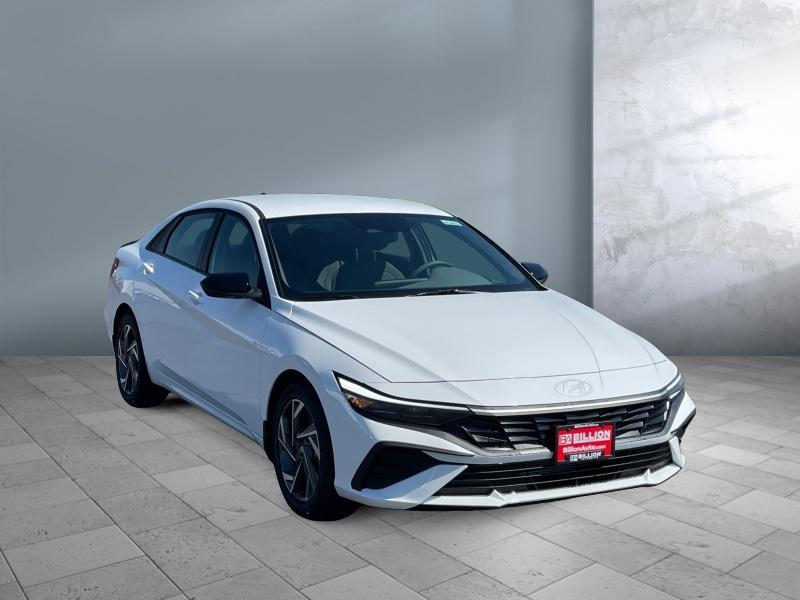 new 2025 Hyundai Elantra car, priced at $26,004