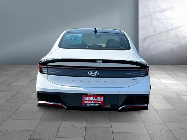 new 2025 Hyundai Sonata Hybrid car, priced at $40,424