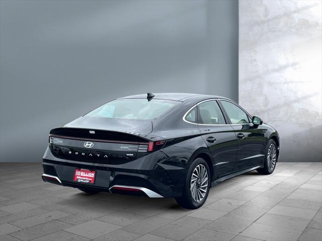 new 2025 Hyundai Sonata Hybrid car, priced at $38,525