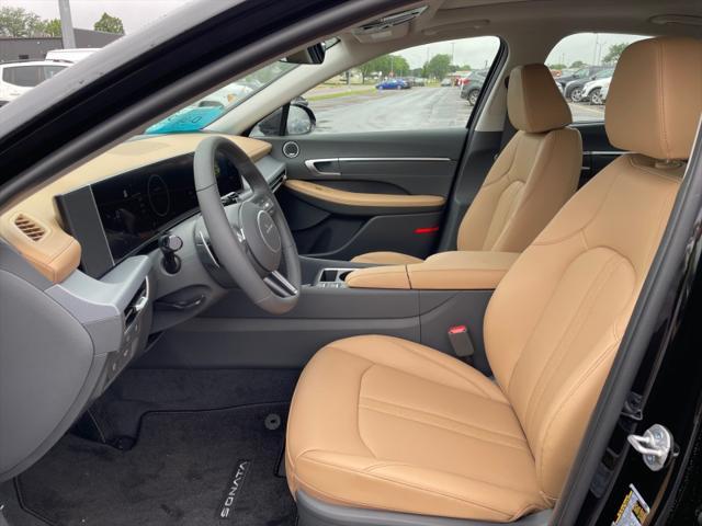new 2025 Hyundai Sonata Hybrid car, priced at $38,525