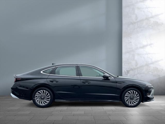 new 2025 Hyundai Sonata Hybrid car, priced at $38,525