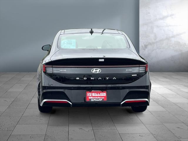 new 2025 Hyundai Sonata Hybrid car, priced at $38,525
