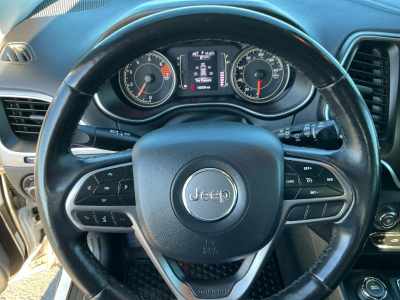 used 2019 Jeep Cherokee car, priced at $14,995