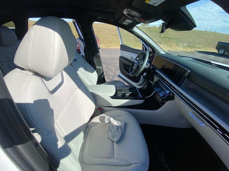 new 2026 Hyundai Tucson car, priced at $44,464