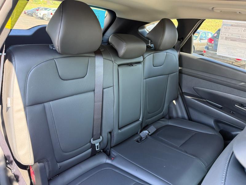 new 2025 Hyundai TUCSON Hybrid car, priced at $39,459