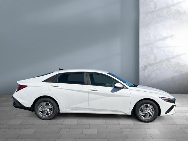 new 2025 Hyundai Elantra car, priced at $24,434