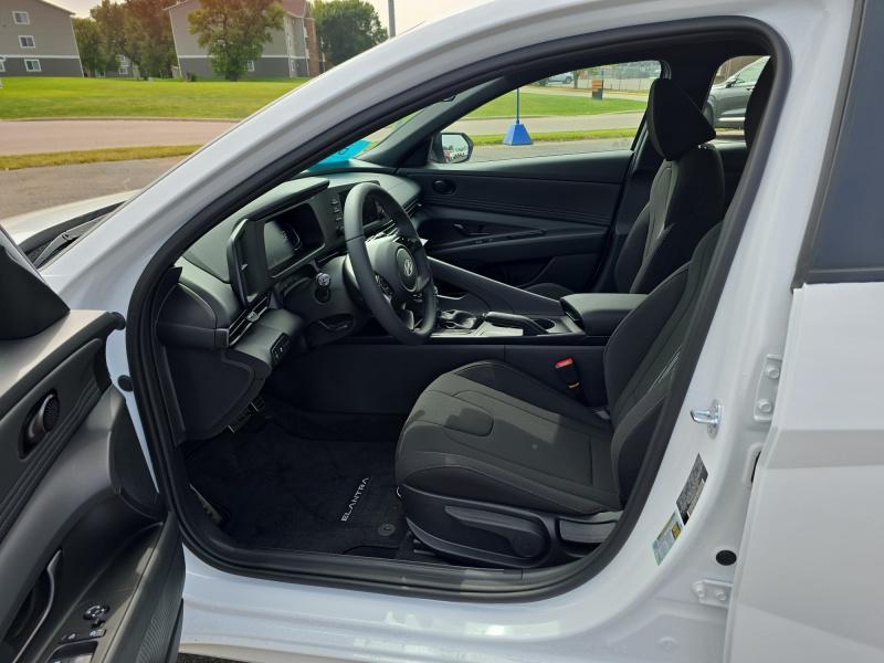 new 2025 Hyundai Elantra car, priced at $23,064