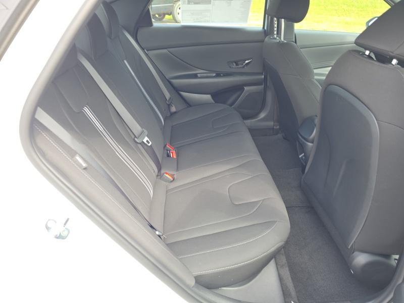 new 2025 Hyundai Elantra car, priced at $23,064