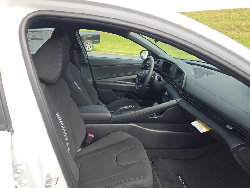 new 2025 Hyundai Elantra car, priced at $23,064