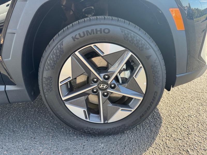 new 2025 Hyundai Tucson car, priced at $37,569