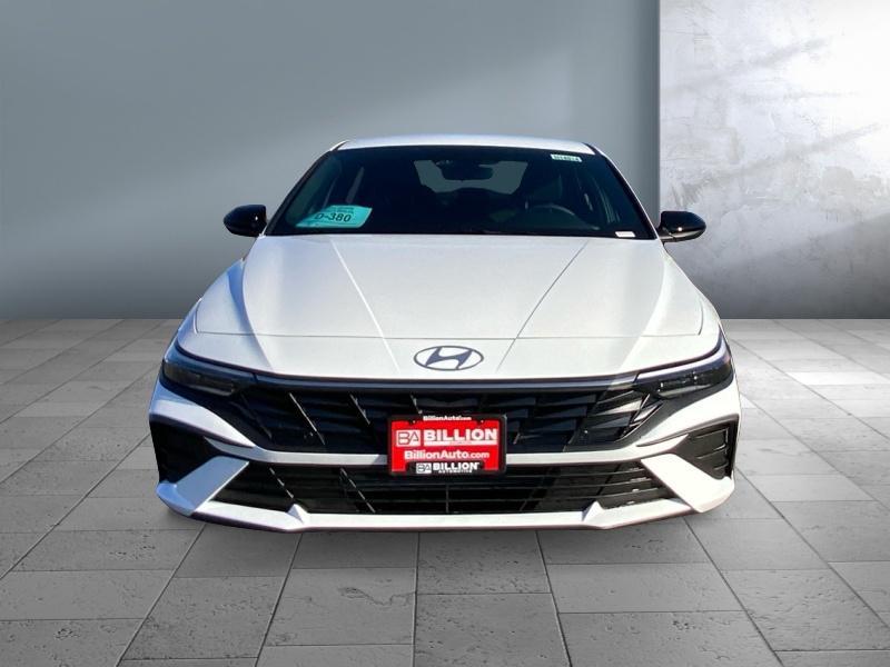 new 2025 Hyundai Elantra car, priced at $23,004