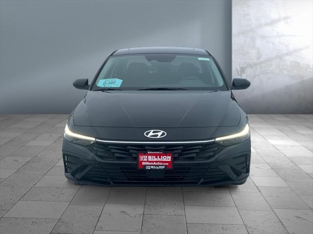 new 2025 Hyundai Elantra car, priced at $26,654