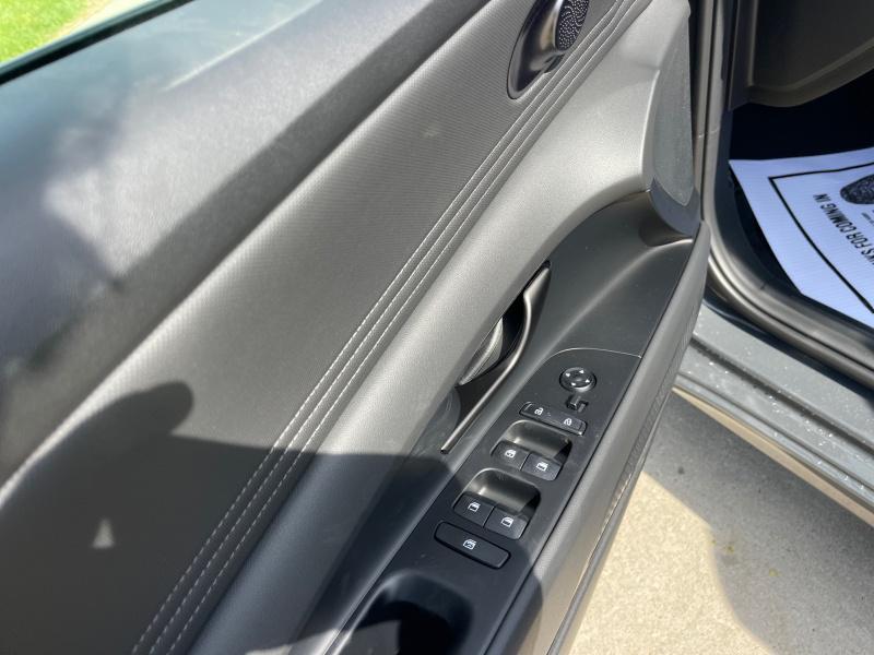 new 2025 Hyundai Elantra car, priced at $25,434