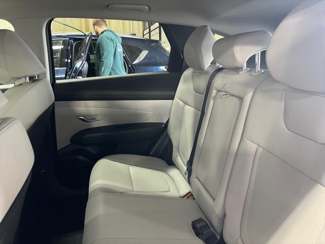 new 2025 Hyundai TUCSON Hybrid car, priced at $38,784