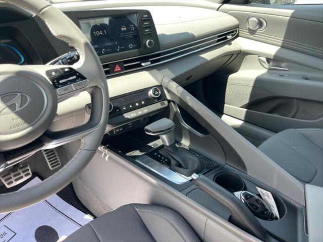 new 2025 Hyundai Elantra car, priced at $25,434