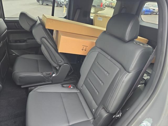 new 2026 Hyundai SANTA FE HEV car, priced at $52,735