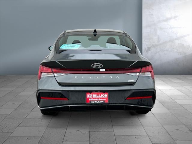 new 2025 Hyundai Elantra HEV car, priced at $26,484