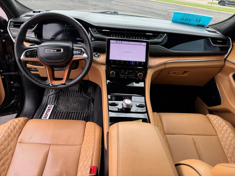 used 2022 Jeep Grand Cherokee car, priced at $44,995