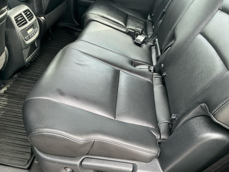 used 2022 Honda Pilot car, priced at $32,995