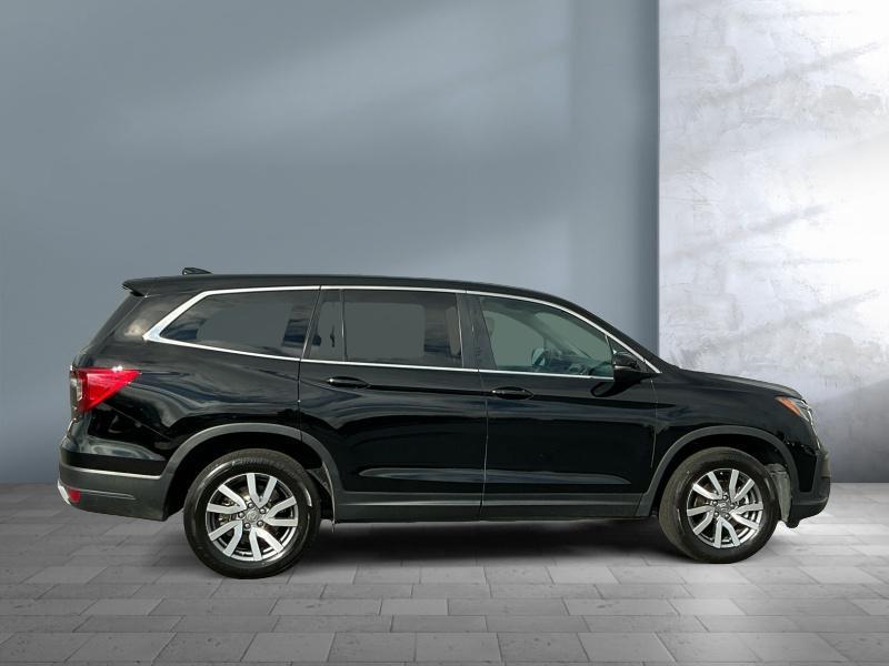 used 2022 Honda Pilot car, priced at $32,995