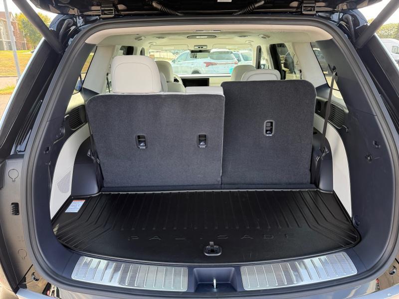 new 2026 Hyundai Palisade Hybrid car, priced at $60,869