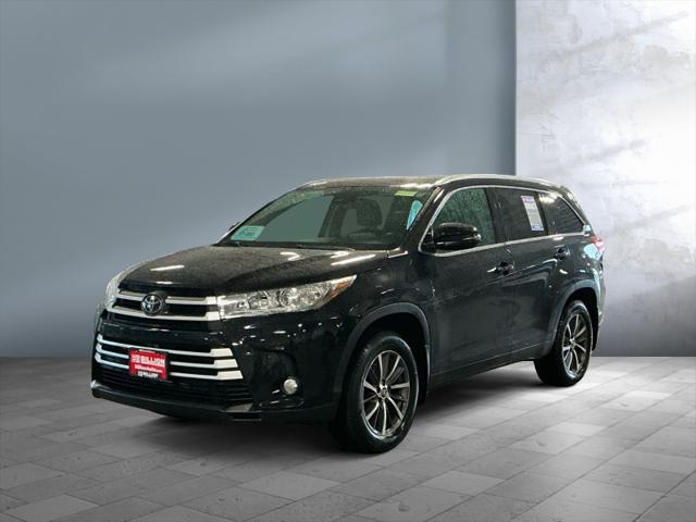 used 2019 Toyota Highlander car, priced at $32,995