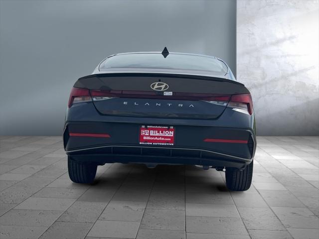 new 2025 Hyundai Elantra car, priced at $25,409