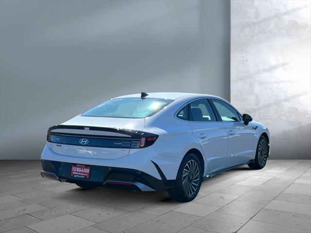 new 2025 Hyundai Sonata Hybrid car, priced at $33,699