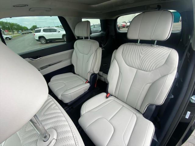 new 2025 Hyundai Palisade car, priced at $54,884