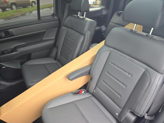 new 2025 Hyundai SANTA FE HEV car, priced at $49,759