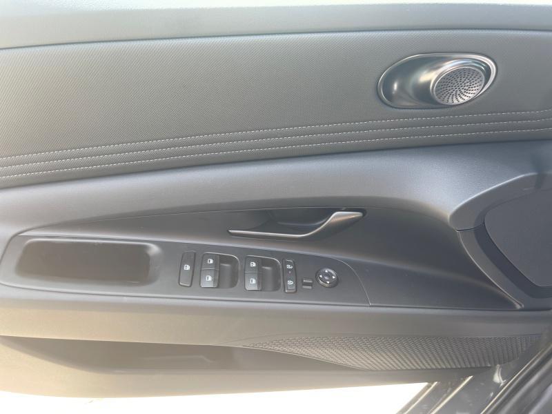new 2025 Hyundai Elantra car, priced at $25,399