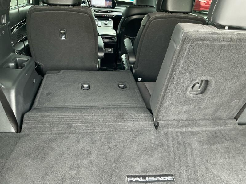 used 2024 Hyundai Palisade car, priced at $47,995