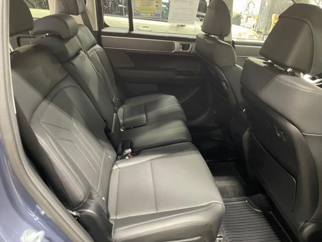 used 2025 Hyundai Santa Fe car, priced at $39,995