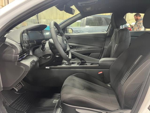 new 2025 Hyundai Elantra car, priced at $30,084