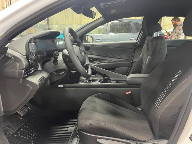 new 2025 Hyundai ELANTRA HEV car, priced at $27,084